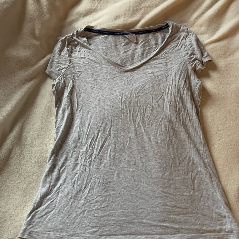 🔆Moving Sale 20% Off 🔆Light Grey Tee